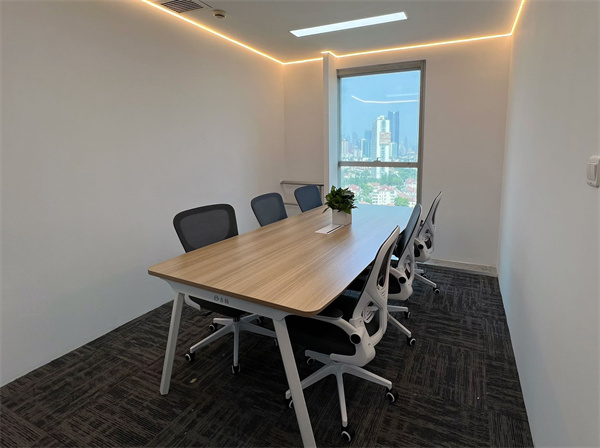 特朗普下令加拿大引渡_特朗普政府关税政策_