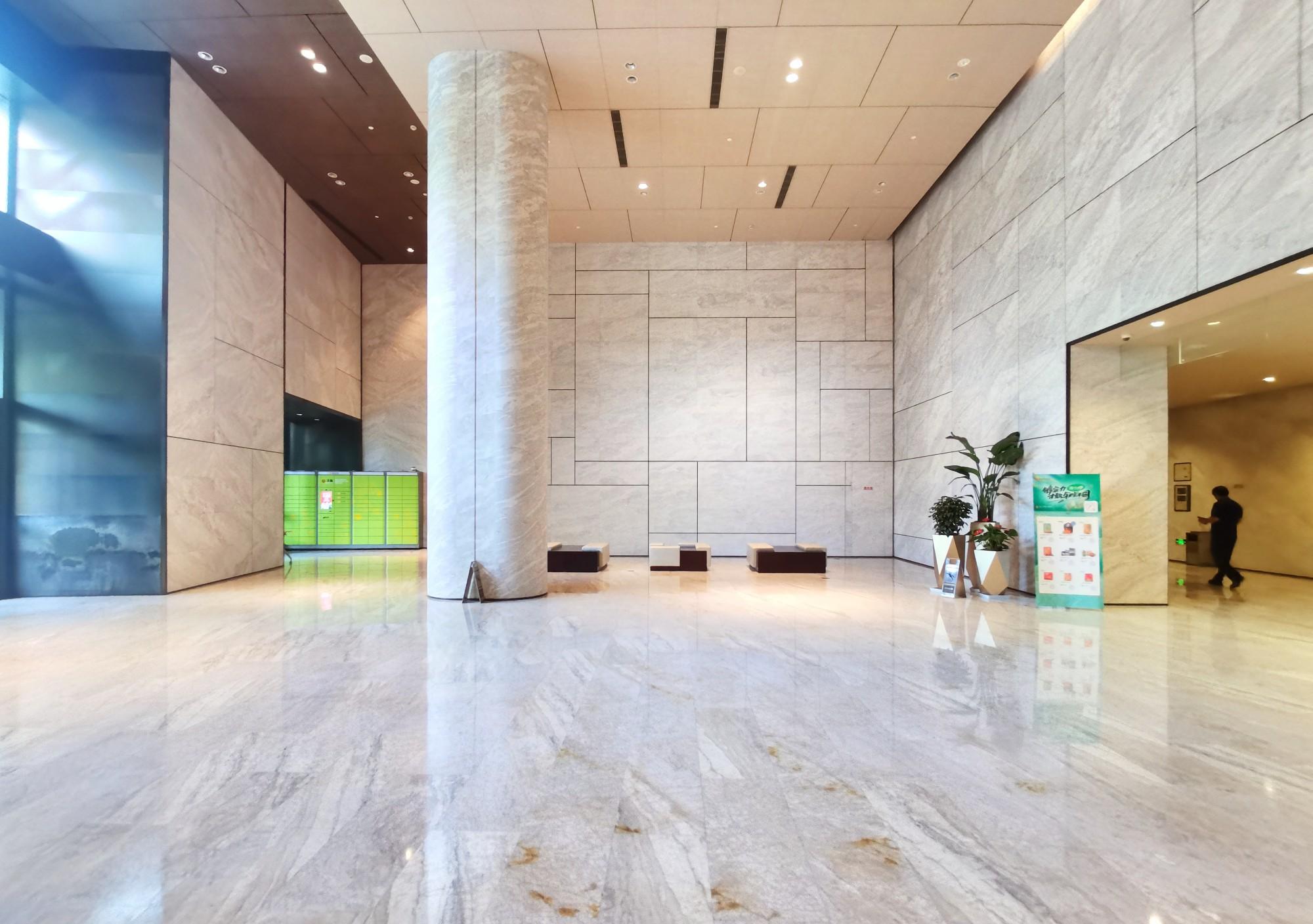 招商银行东方万国__新金桥路东方万国中心