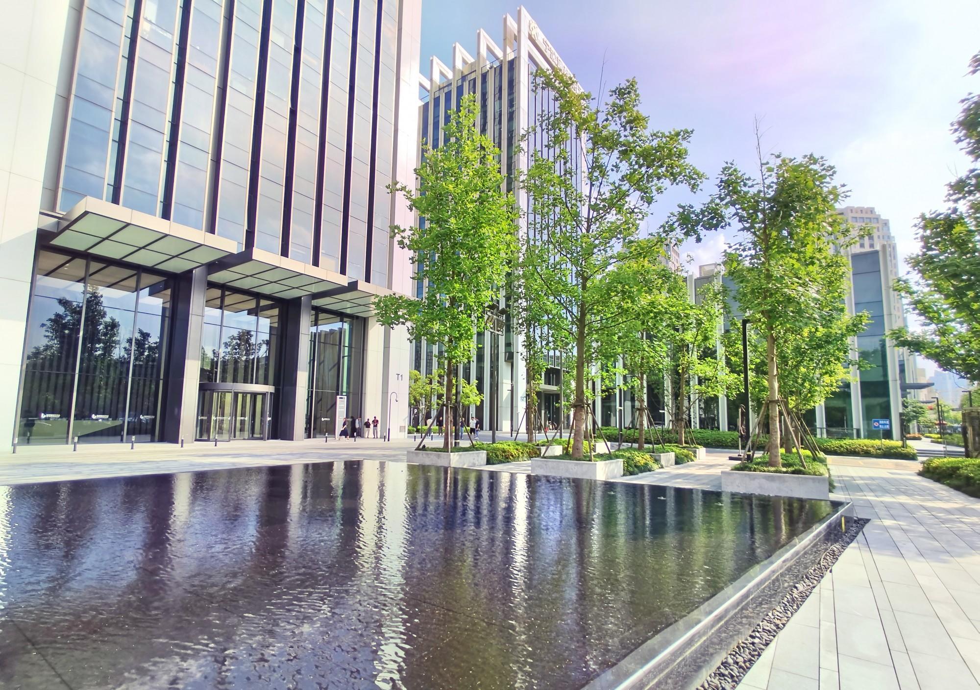 陆家嘴滨江中心商业_陆家嘴滨江中心写字楼_