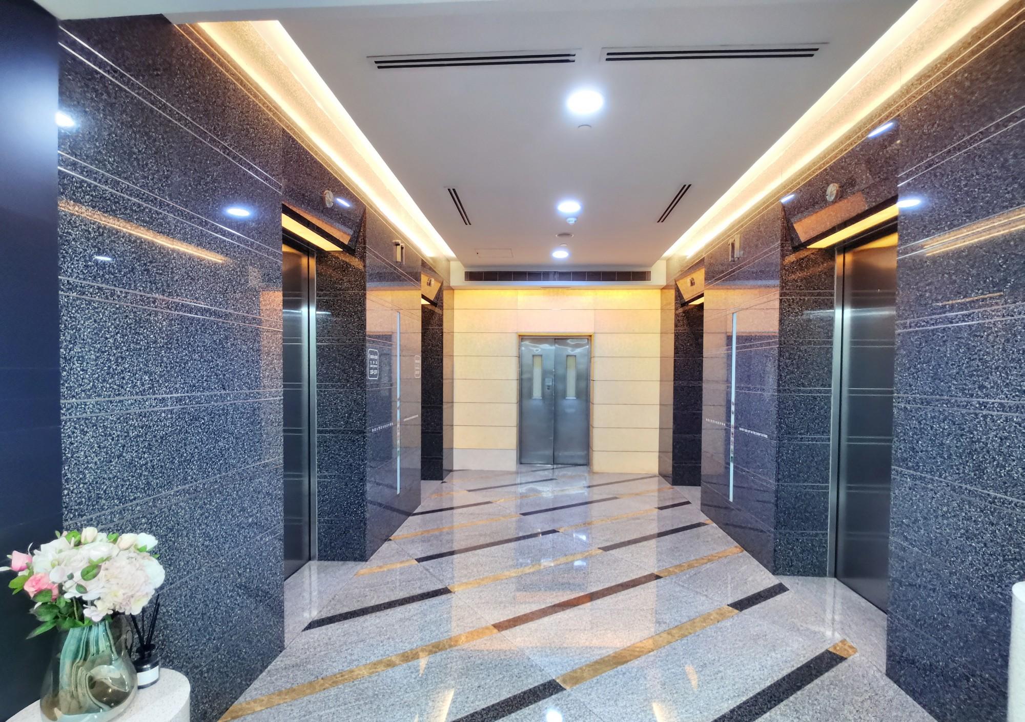 招商银行人民广场__金融城招商