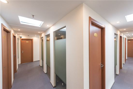 英雄大厦共享办公商务中心