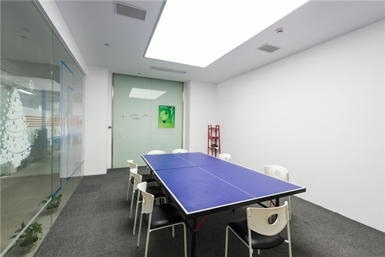 清水湾大厦办伴共享办公商务中心