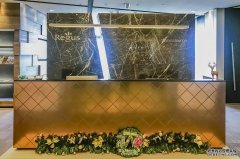 徐汇区-​环贸广场联合空间租办公室网站,精装修办公室租赁是,大面积办公室便