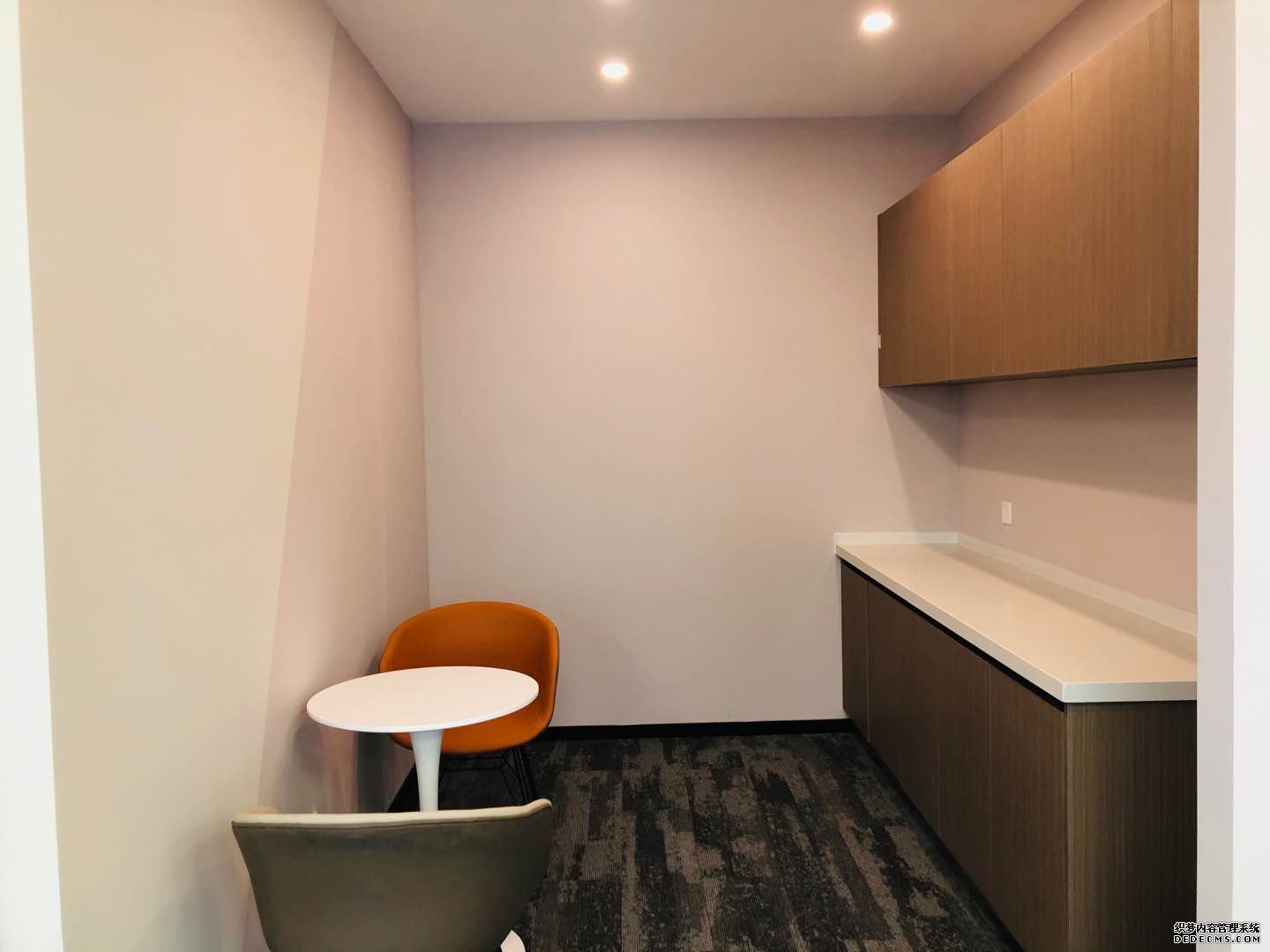 长宁龙之梦办公室招租 (5).jpg